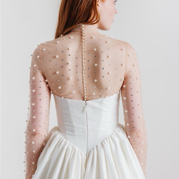 Rosehip Beaded Bodysuit
37328
BY-WATTERS
14,
Light Nude,
Regular - Picture 2 of 9